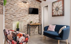 Relax In 2 Bedroom App In Old Town W/Ac And Wifi
